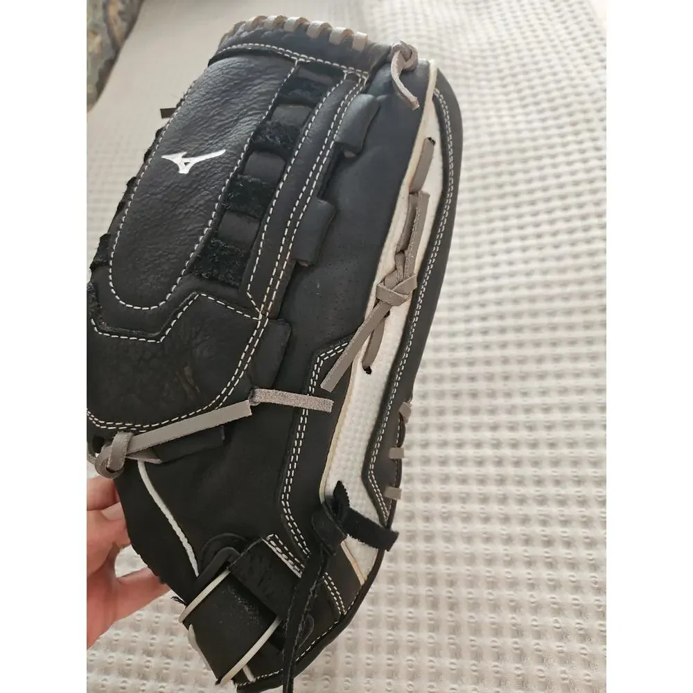 Mizuno GPM-1404 14” Women’s Premier Fast-Pitch Softball Glove Right Hand Throw